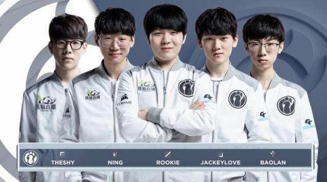 每当人们回 每当人们回